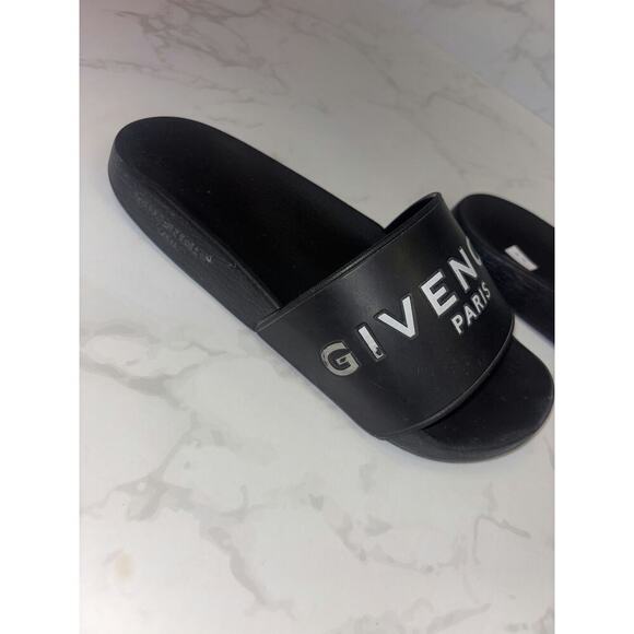 Givenchy Slide Sandals in Black with Box - Picture 5 of 5